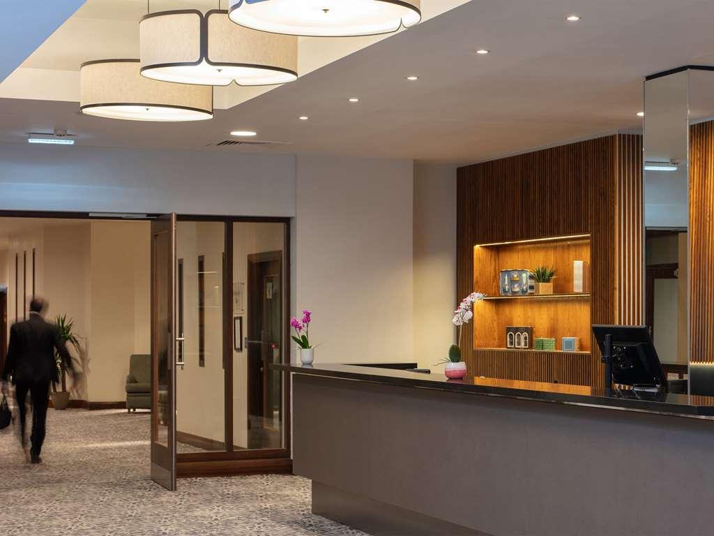 Stratford Manor Hotel Snitterfield 내부 사진